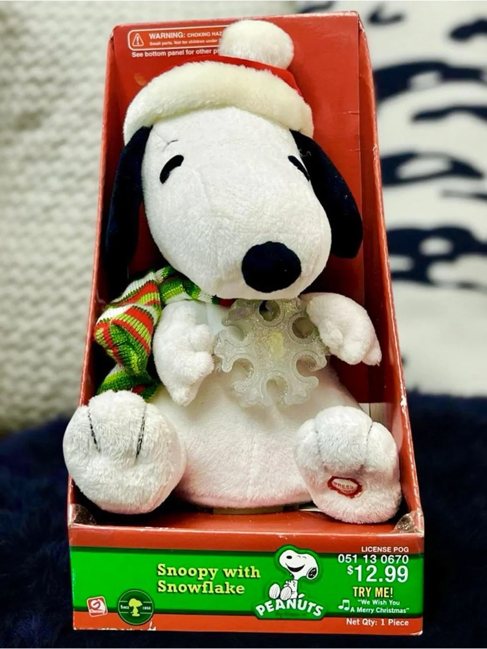 CHRISTMAS SNOOPY MUG & NIB ANIMATED LIGHT UP SNOOPY PLUSH TOY SET